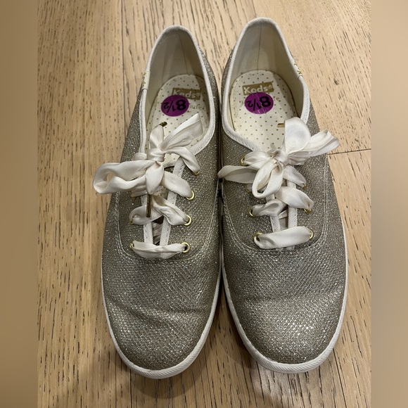 Kate Spade ♠️ Keds sneakers Rose gold size 8.5 US - Picture 16 of 17